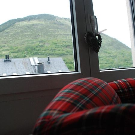 Apartamento Ski Aran Веля Екстериор снимка
