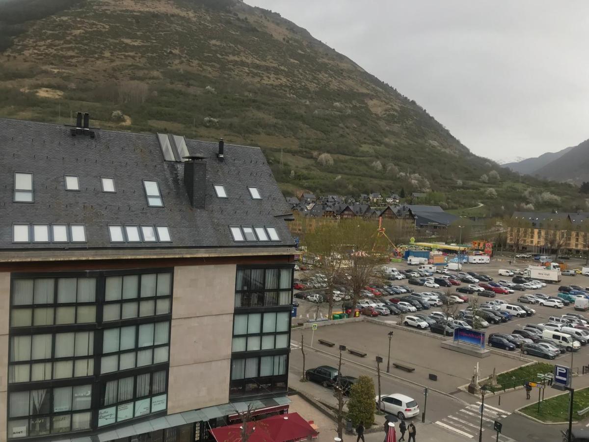 Apartamento Ski Aran Веля Екстериор снимка