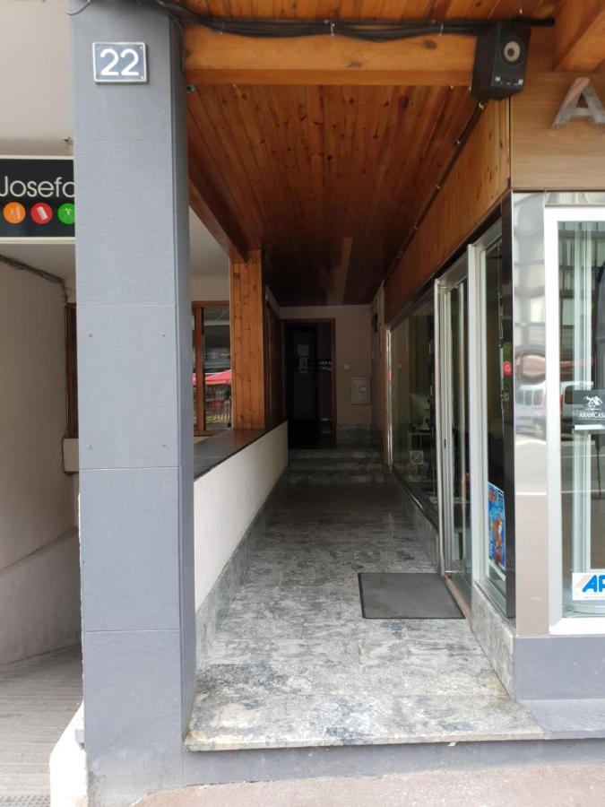 Apartamento Ski Aran Веля Екстериор снимка